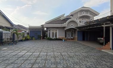 DIJUAL RUMAH MEWAH BONUS KANTOR DEKAT GRAMEDIA WORLD KM 7 PALEMBANG