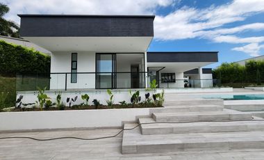 Casa de lujo nueva🔥 en condominio, Combia, Pereira