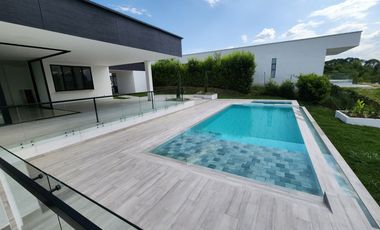 Casa de lujo nueva🔥 en condominio, Combia, Pereira