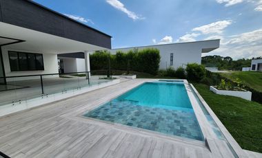 Casa de lujo nueva🔥 en condominio, Combia, Pereira