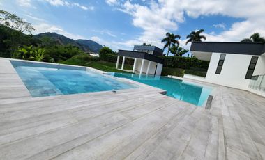 Casa de lujo nueva🔥 en condominio, Combia, Pereira