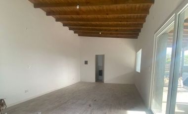 Complejo 4 Cabañas de 3 tres ambientes. Mar de Cobo. Permuta. Financiación.