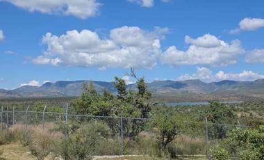 Terreno con vista a la Presa Abelardo Rodríguez, En venta