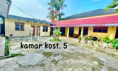 DIJUAL RUMAH MEWAH FULL FURNISH JALAN BASUKI RAHMAT PALEMBANG