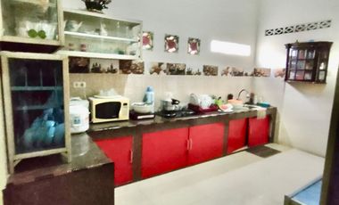 DIJUAL RUMAH MEWAH FULL FURNISH JALAN BASUKI RAHMAT PALEMBANG