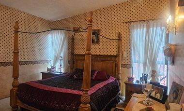 RENTO HABITACION AMPLIA PARA ESTUDIANTE 