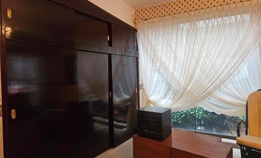 RENTO HABITACION AMPLIA PARA ESTUDIANTE 