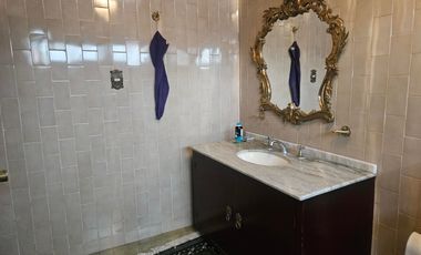 RENTO HABITACION AMPLIA PARA ESTUDIANTE 