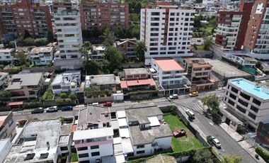 Venta Casa Comercial Sector Estadio Atahualpa