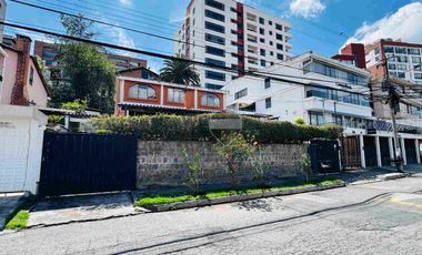 Venta Casa Comercial Sector Estadio Atahualpa