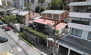 Venta Casa Comercial Sector Estadio Atahualpa