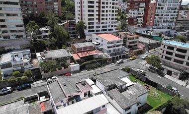 Venta Casa Comercial Sector Estadio Atahualpa