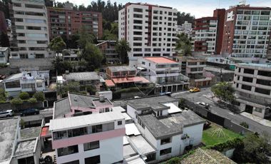 Venta Casa Comercial Sector Estadio Atahualpa