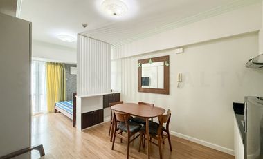 Large Studio Unit in Solinea Cebu Business Park 30 Sqm Walking Distance to Ayala Mall Marketplace Rustans