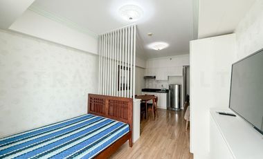 Large Studio Unit in Solinea Cebu Business Park 30 Sqm Walking Distance to Ayala Mall Marketplace Rustans
