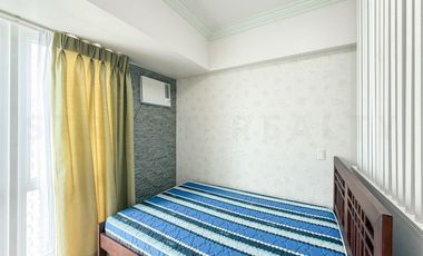 Large Studio Unit in Solinea Cebu Business Park 30 Sqm Walking Distance to Ayala Mall Marketplace Rustans