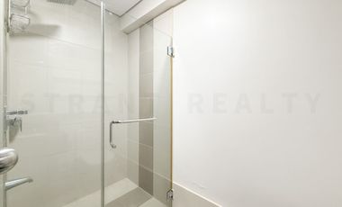 Large Studio Unit in Solinea Cebu Business Park 30 Sqm Walking Distance to Ayala Mall Marketplace Rustans