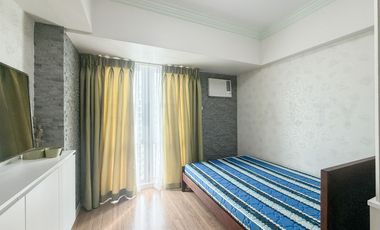Large Studio Unit in Solinea Cebu Business Park 30 Sqm Walking Distance to Ayala Mall Marketplace Rustans