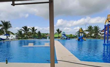 casa dentro urbanización Radisson Blu punta blanca 3 Habitacines  parqueadero  piscina canchas tenis renta por dias o semanas