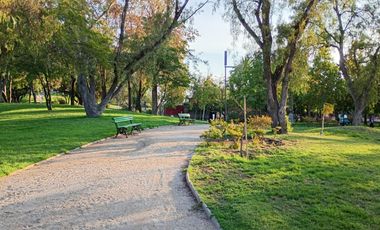 Departamento 2 dorm. calle Hermosillo cerca Parque Violeta Parra.