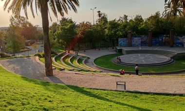 Departamento 2 dorm. calle Hermosillo cerca Parque Violeta Parra.