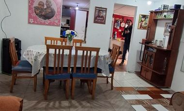 Casa Mar Egeo- Lo Blanco.  Cercana a Metro Hospital El Pino