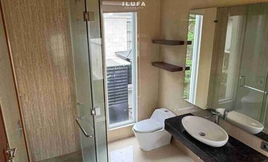 disewakan townhouse 3br full furnish area kemang