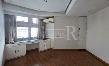 Cityplace Residences Pre-Owned 1 Car Condo For Sale in Binondo, Manila