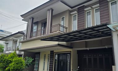 SEWA Rumah mewah strategis siap huni bagus di Mekar Wangi, Bandung