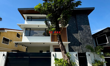 BRAND NEW MODERN HOUSE FOR SALE IN AYALA ALABANG VILLAGE