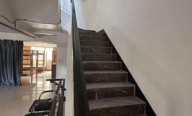 For Sale 5 Bedroom Unit in Makati Prime Townhouse