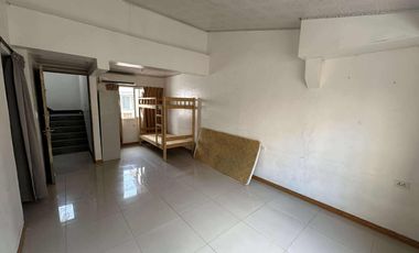 For Sale 5 Bedroom Unit in Makati Prime Townhouse