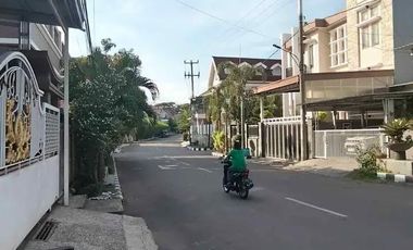 Rumah Komplek Mewah Puri Tamansari