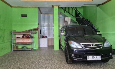 Dijual Rumah 4 Lantai  Bonus Mobil Avanza Di  Cimahi Selatan, Lokasi Strategis