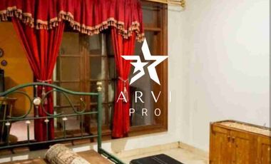 Rumah 2 ½ Lantai Semi furnish di Cipinang Indah Jaktim