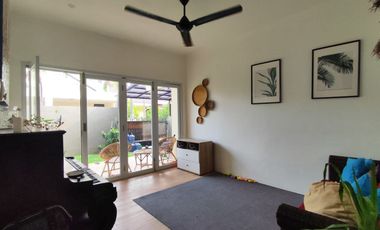 Rumah Siap Huni Villa Cipinang Indah Ada Pool