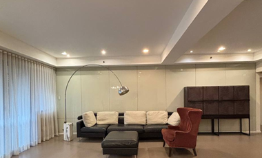 ALEXANDRA CONDOMINIUM FOR LEASE