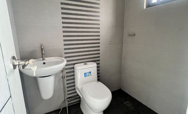 For Sale 3 Storey Townhouse in Town & Country Exce Village Mayamot Antipolo Rizal. KSA