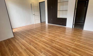 For Sale 3 Storey Townhouse in Town & Country Exce Village Mayamot Antipolo Rizal. KSA