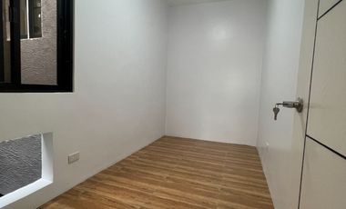 For Sale 3 Storey Townhouse in Town & Country Exce Village Mayamot Antipolo Rizal. KSA