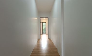 For Sale 3 Storey Townhouse in Town & Country Exce Village Mayamot Antipolo Rizal. KSA