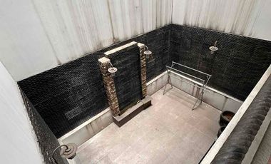 Disewakan Rumah Di Manyar Permai