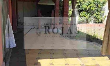 se arrienda linda propiedad