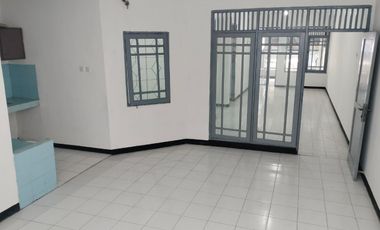 Rumah Taman Surya 2 siap huni luas 108m