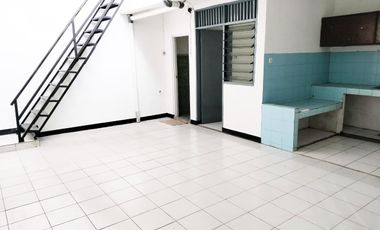 Rumah Taman Surya 2 siap huni luas 108m