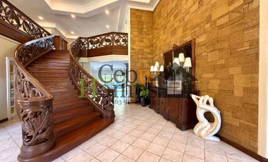Grand 5 Bedroom House with Pool for Rent in Mandaue