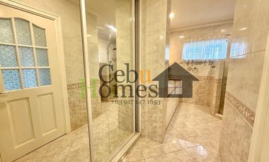 Grand 5 Bedroom House with Pool for Rent in Mandaue