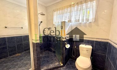 Grand 5 Bedroom House with Pool for Rent in Mandaue