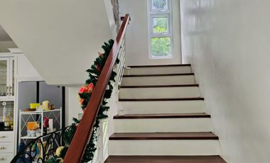 Villa Mewah Furnished, Ada Pool, View Bagus di Rancamaya Bogor