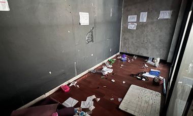 Ruko 3 Gandeng 5 Lantai Cocok Untuk Bisnis Taman Palem Lestari Dijual Harga Murah Siap Pakai Lokasi Strategis